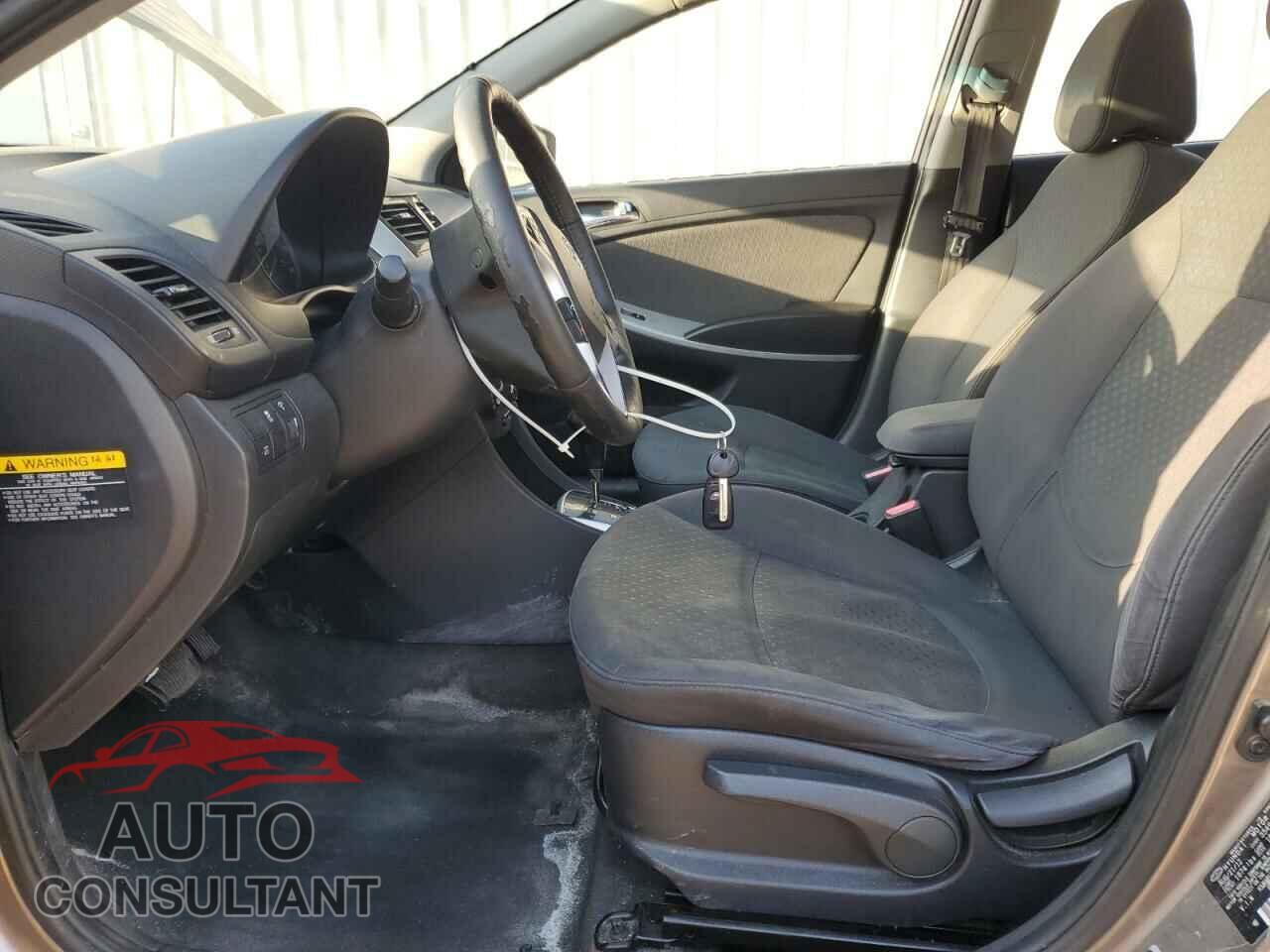 HYUNDAI ACCENT 2013 - KMHCU5AE5DU074002