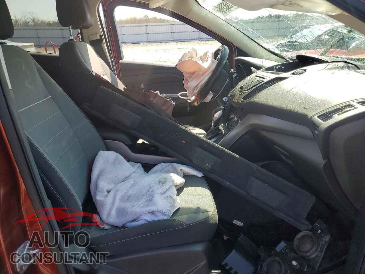 FORD ESCAPE 2014 - 1FMCU9GX4EUD23312