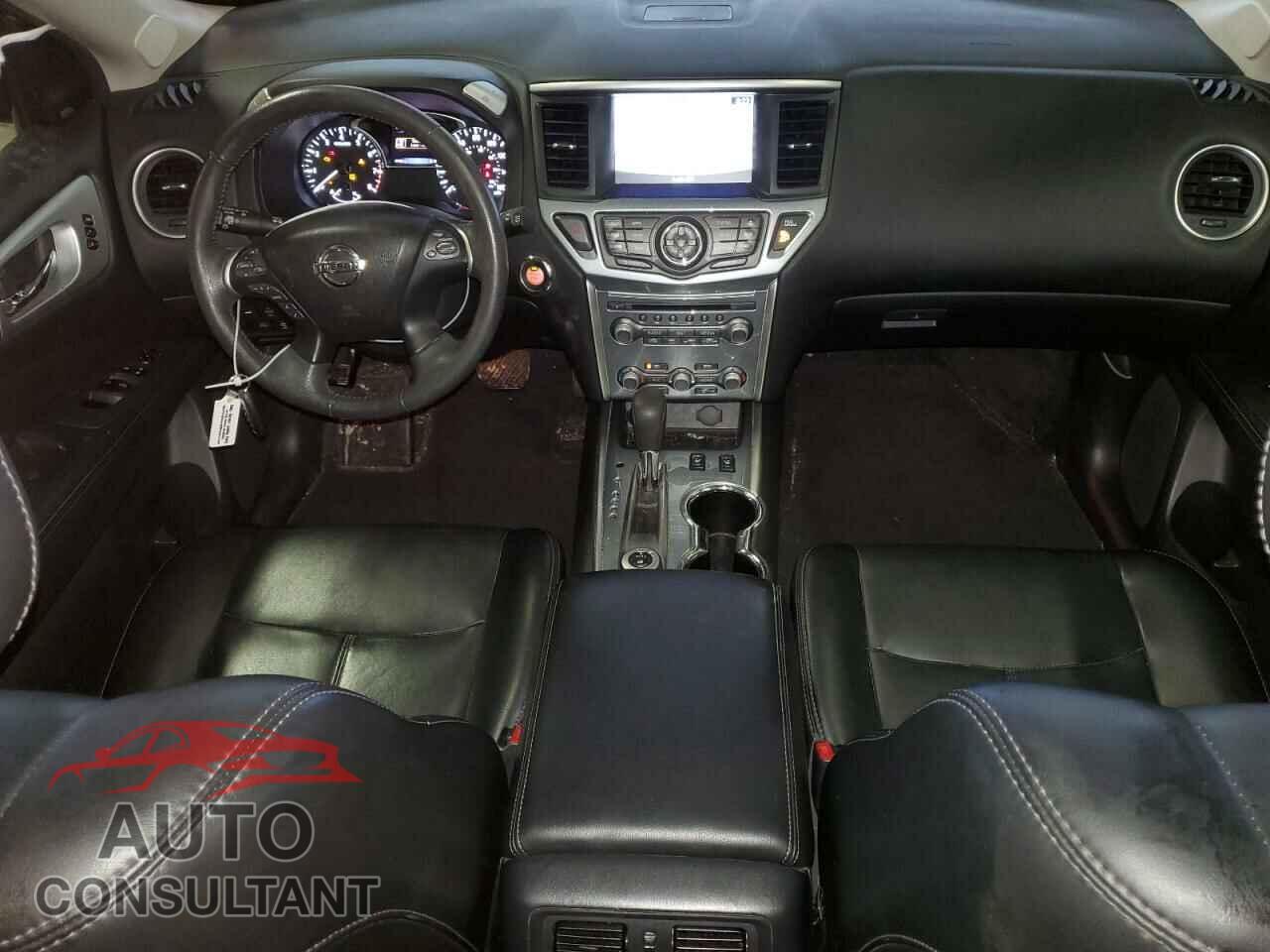 NISSAN PATHFINDER 2017 - 5N1DR2MM2HC602565