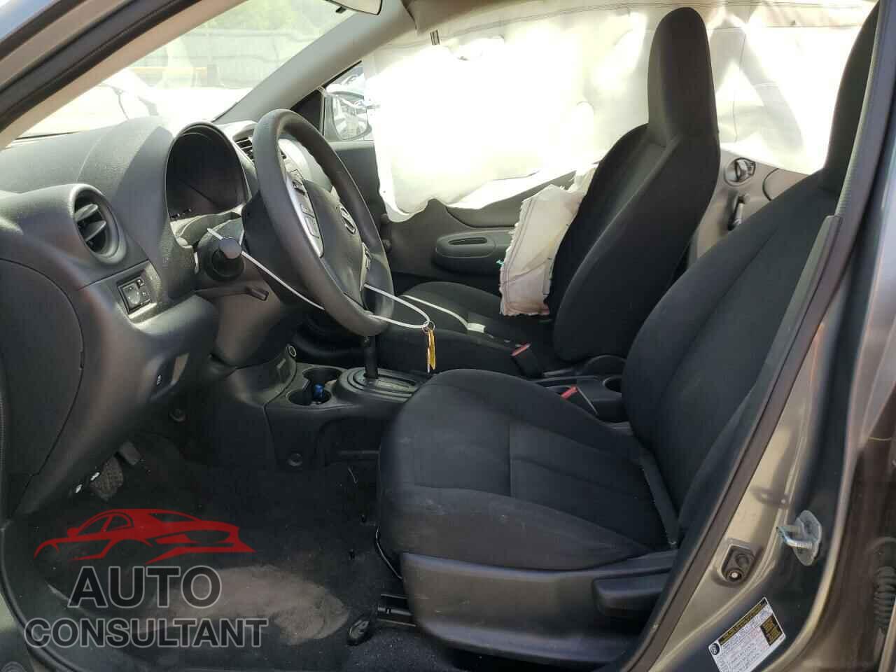 NISSAN VERSA 2017 - 3N1CN7AP2HL832105