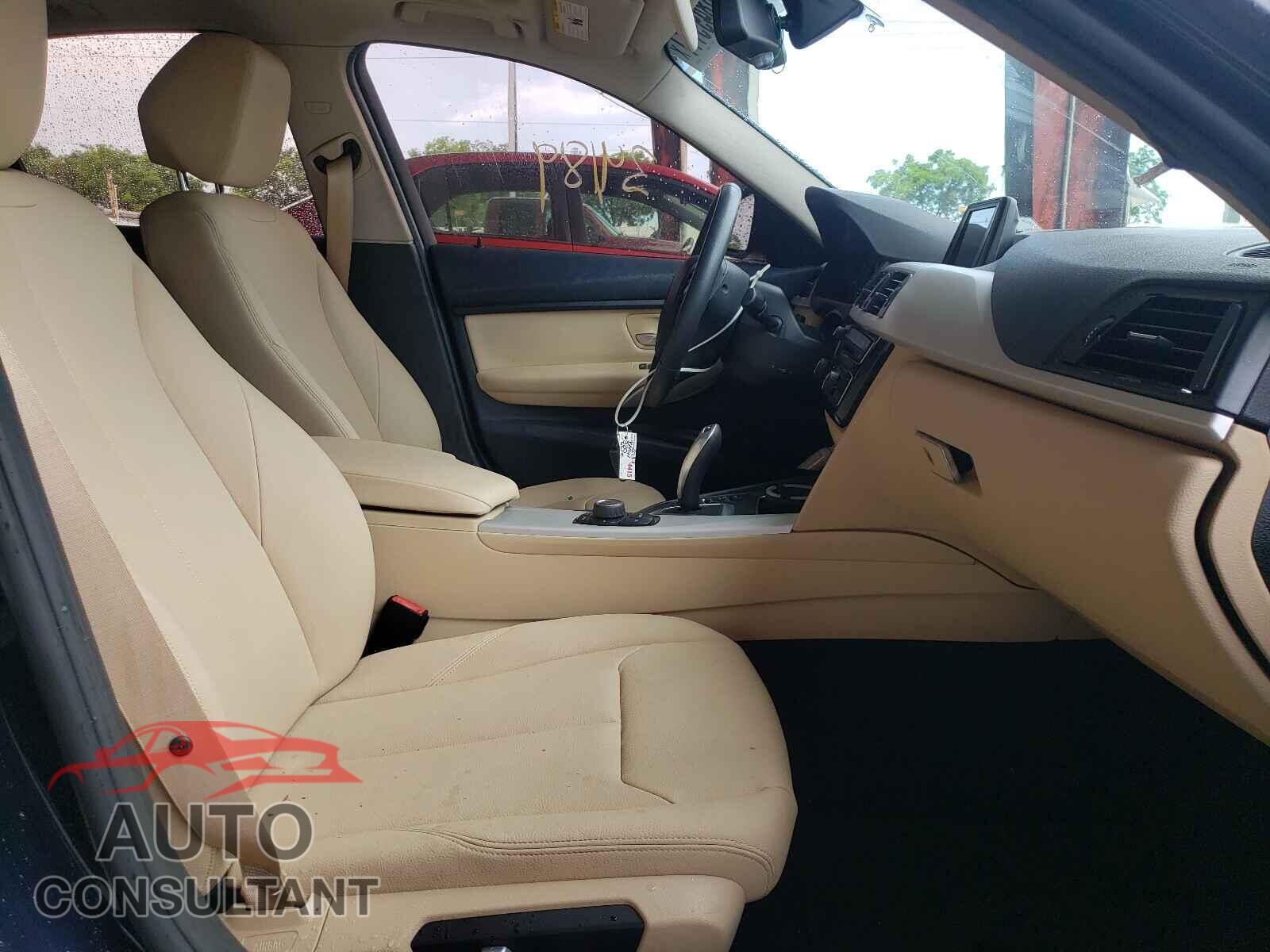 BMW 3 SERIES 2017 - WBA8A9C31HAC99790