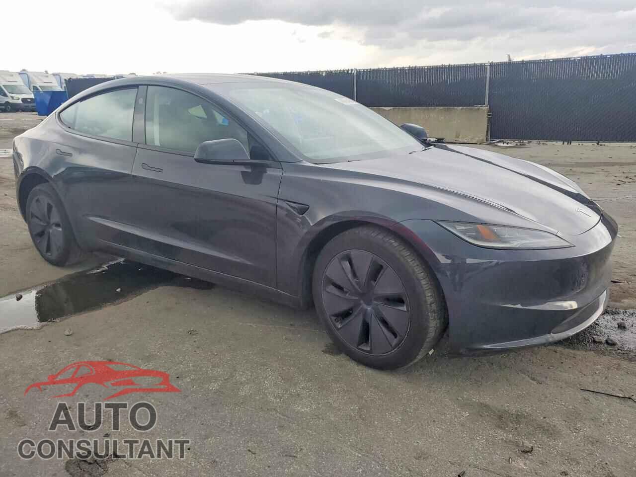 TESLA MODEL 3 2024 - 5YJ3E1EA1RF863846