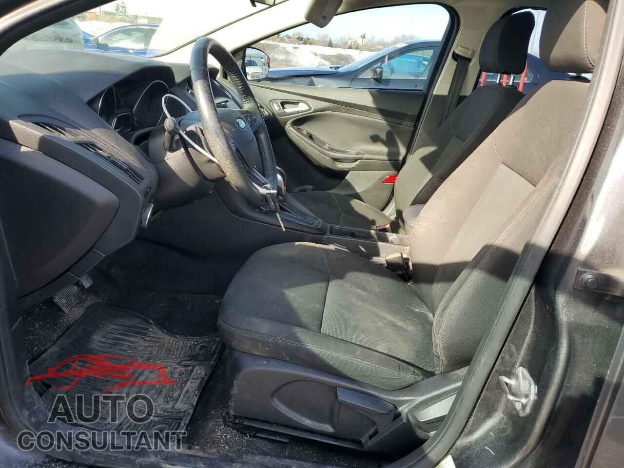 FORD FOCUS 2015 - 1FADP3F24FL358867