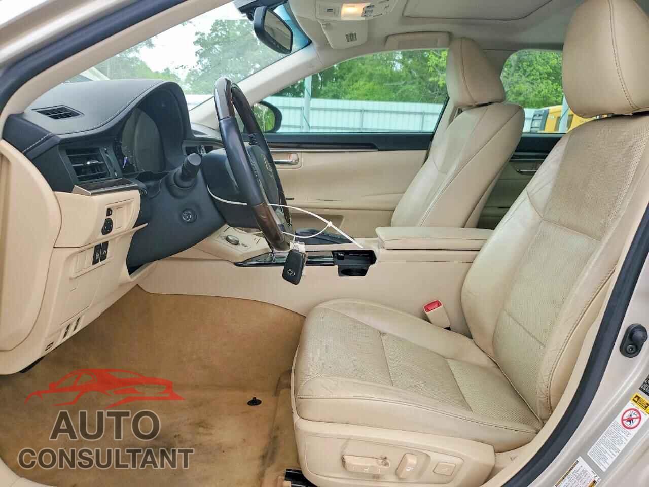 LEXUS ES350 2015 - JTHBK1GG0F2173783