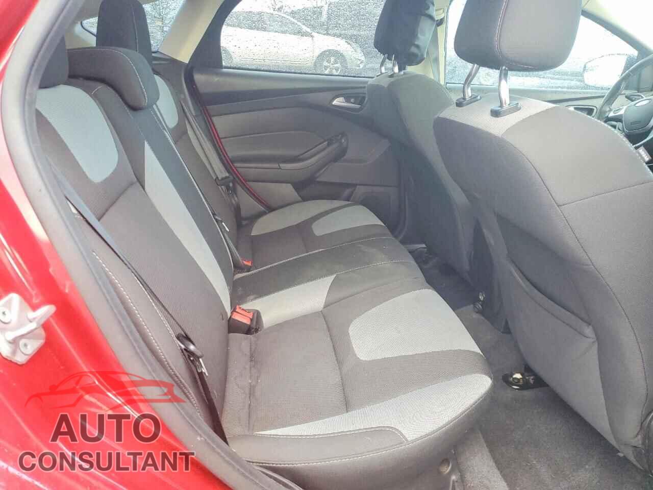 FORD FOCUS 2012 - 1FAHP3K28CL155306