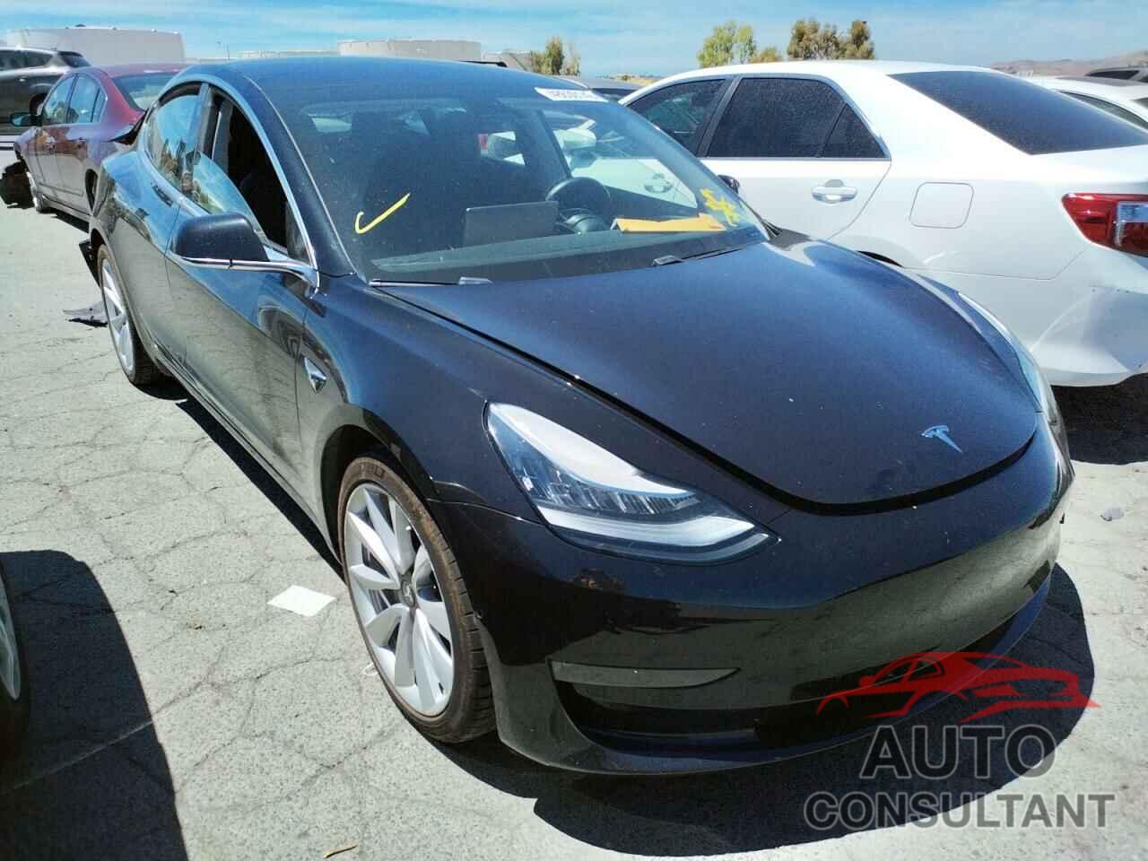 TESLA MODEL 3 2018 - 5YJ3E1EB0JF071653