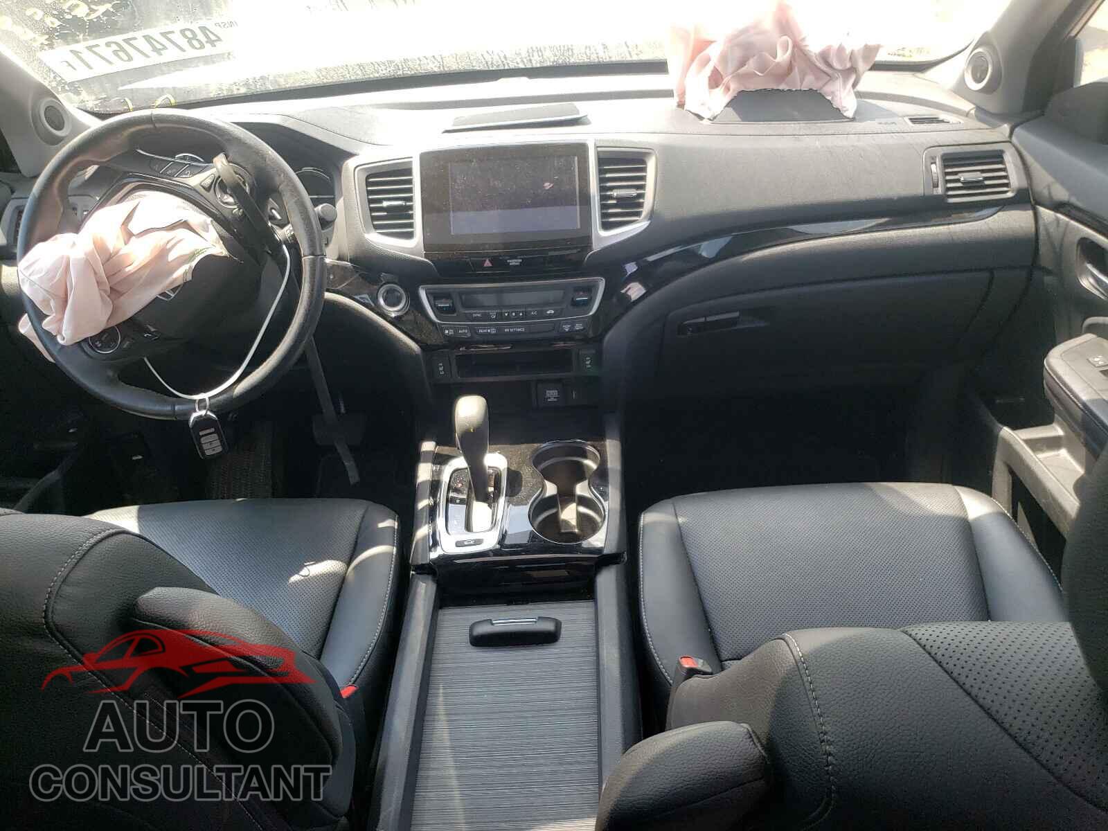 HONDA RIDGELINE 2018 - 5FPYK3F75JB010228