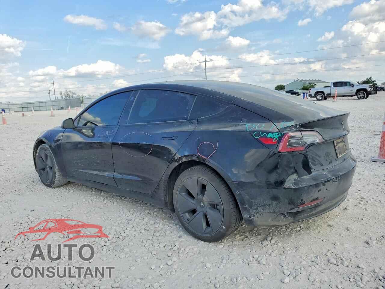 TESLA MODEL 3 2022 - 5YJ3E1EB3NF265132