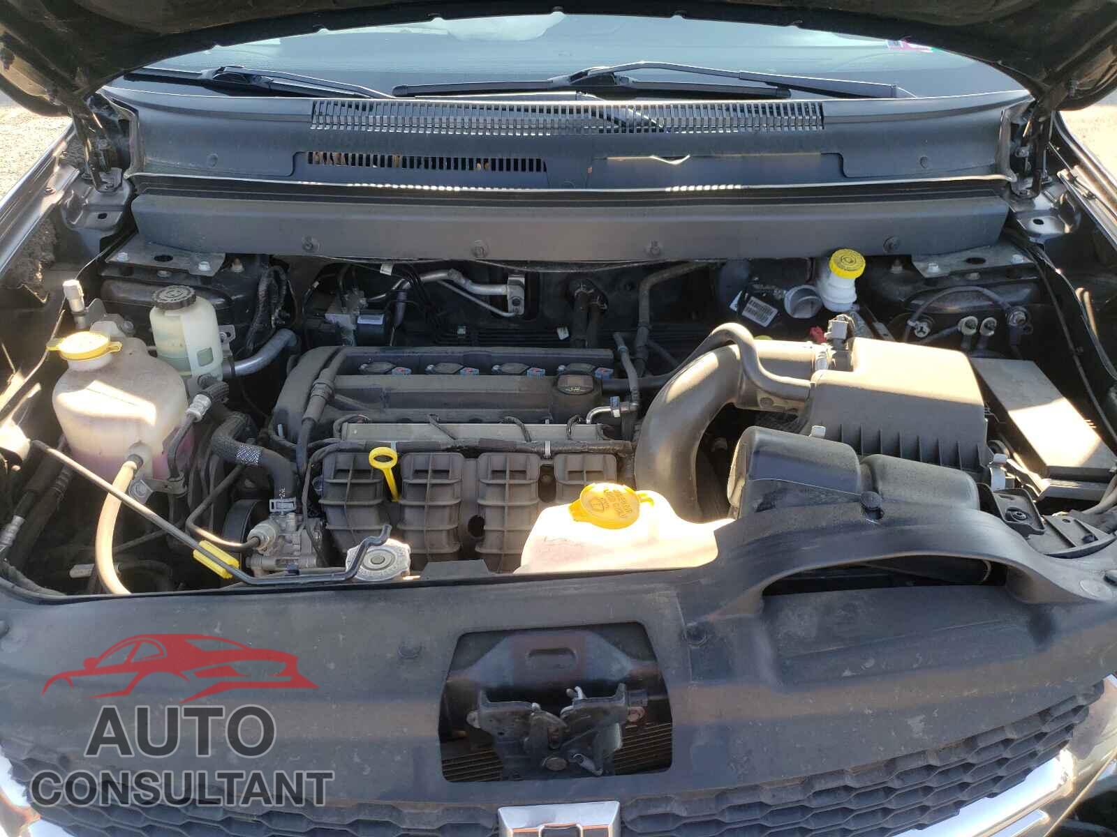 DODGE JOURNEY 2018 - 3C4PDCAB2JT294543