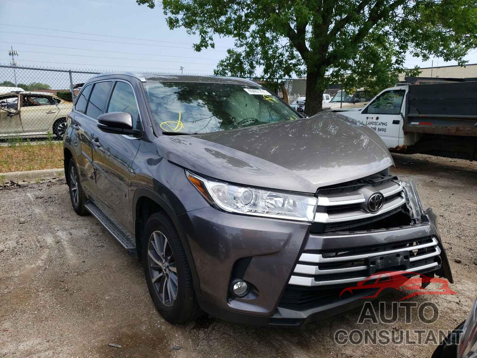 TOYOTA HIGHLANDER 2018 - 5TDJZRFH9JS526430