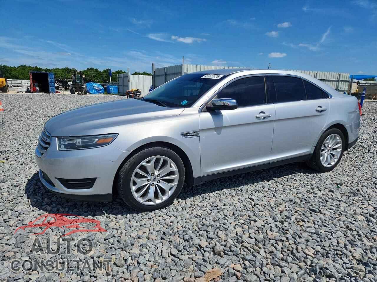 FORD TAURUS 2017 - 1FAHP2F80HG123412
