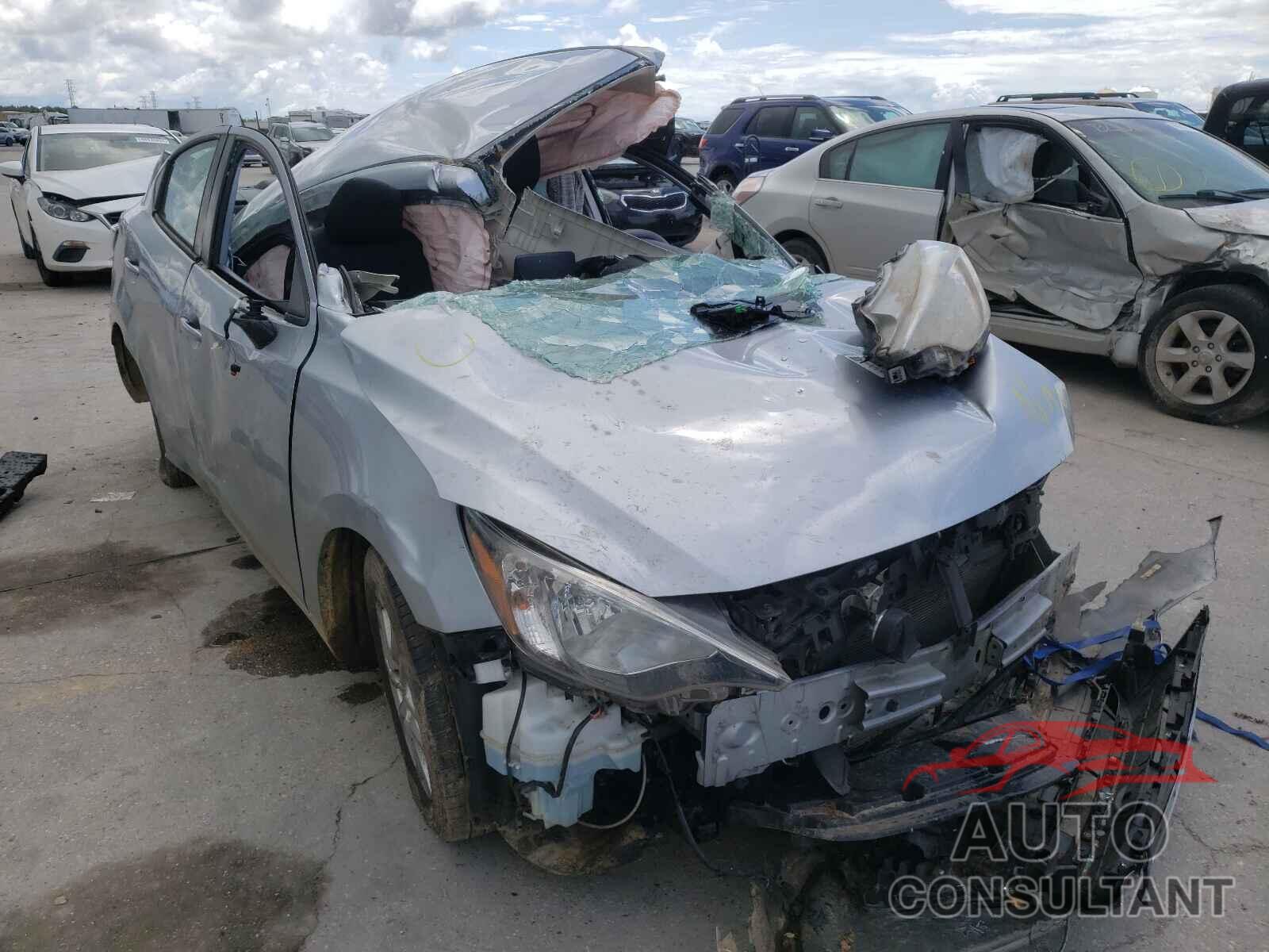 TOYOTA YARIS 2018 - 3MYDLBYV5JY325529