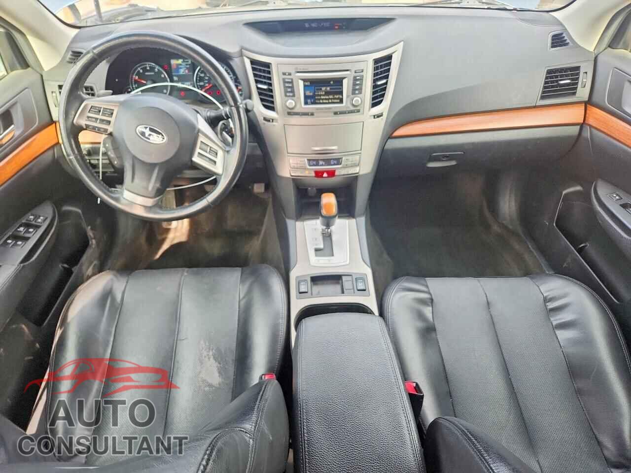 SUBARU OUTBACK 2013 - 4S4BRBKC0D3229554