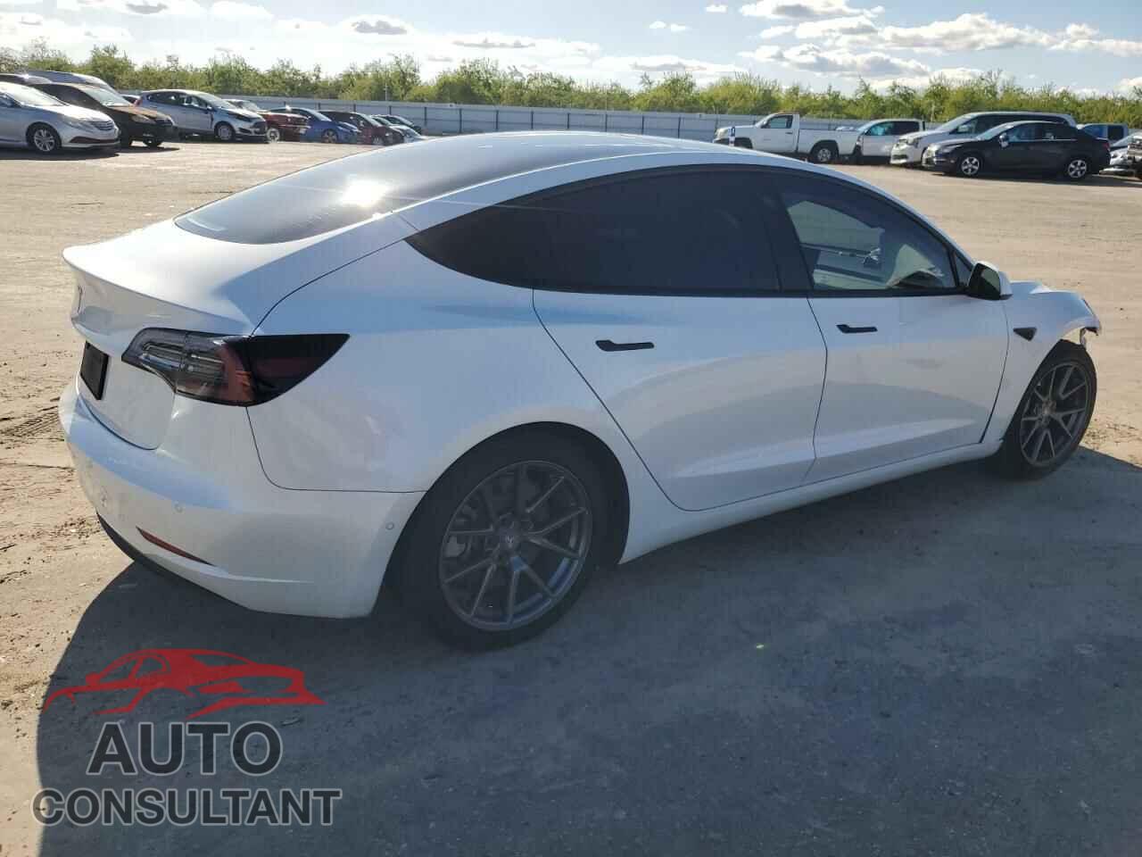 TESLA MODEL 3 2021 - 5YJ3E1EA8MF074974