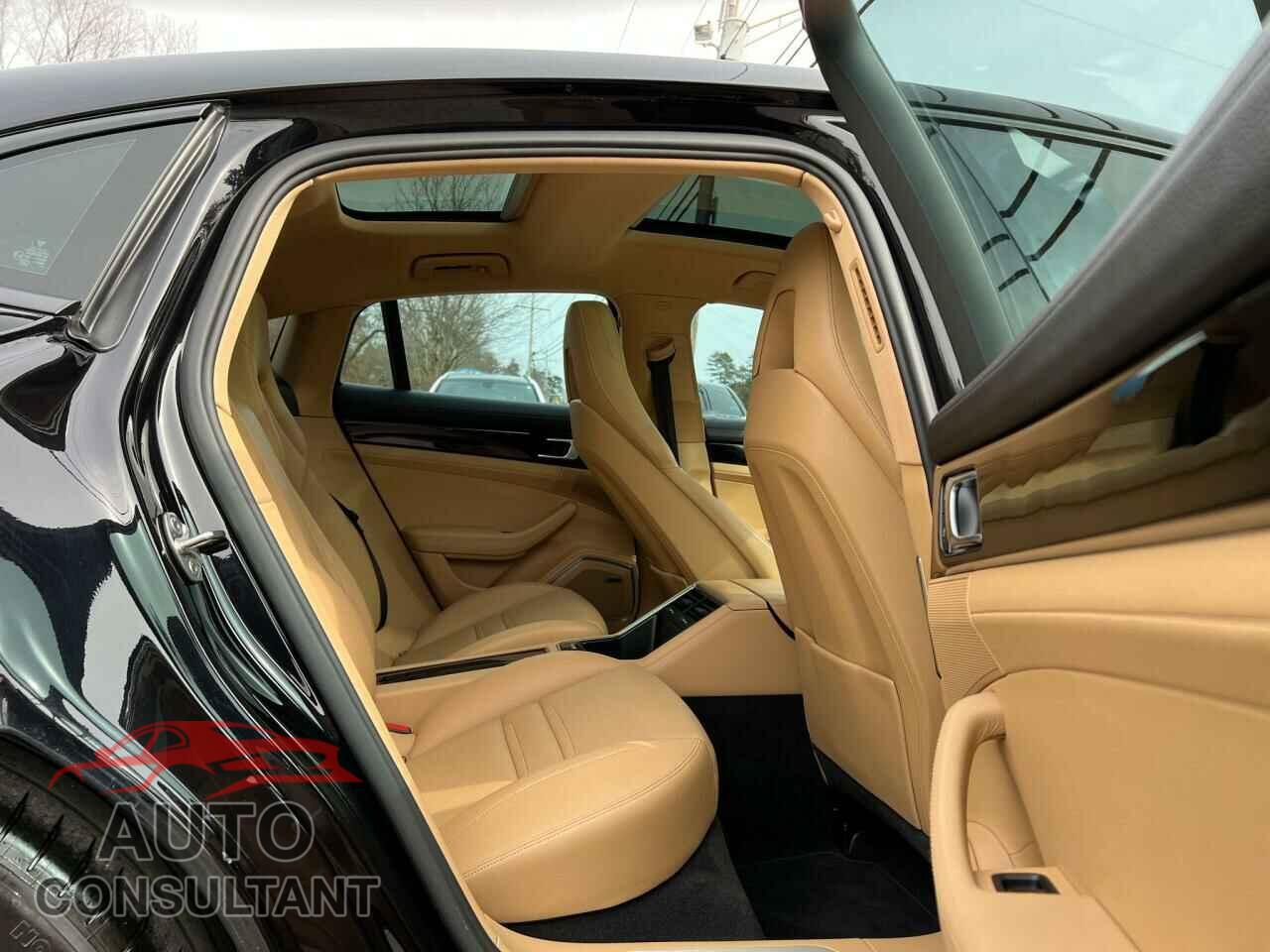 PORSCHE PANAMERA 2020 - WP0AE2A7XLL130979