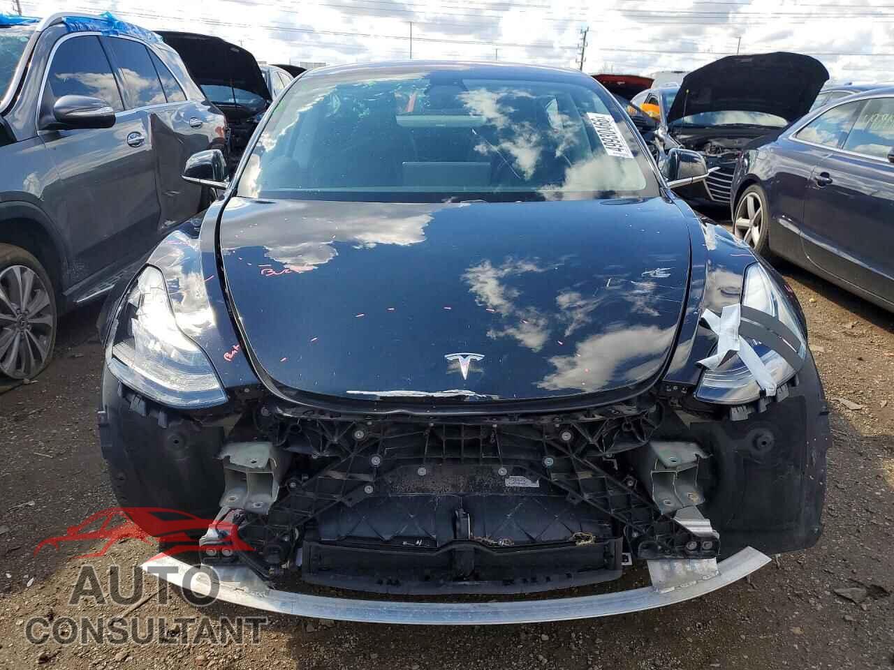 TESLA MODEL 3 2018 - 5YJ3E1EB9JF182640