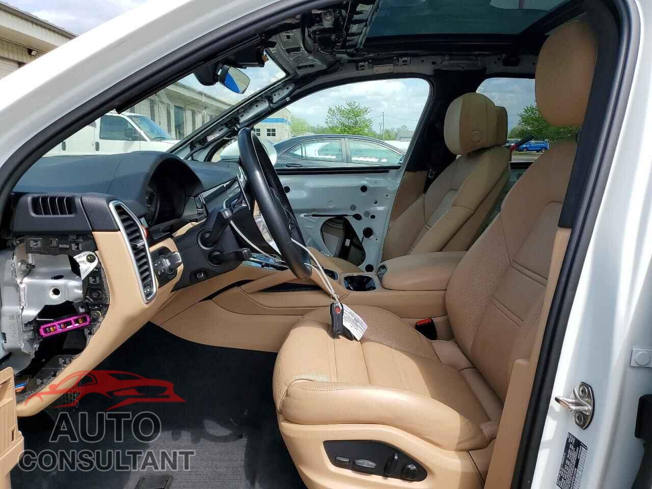 PORSCHE CAYENNE 2023 - WP1AA2AY4PDA10498