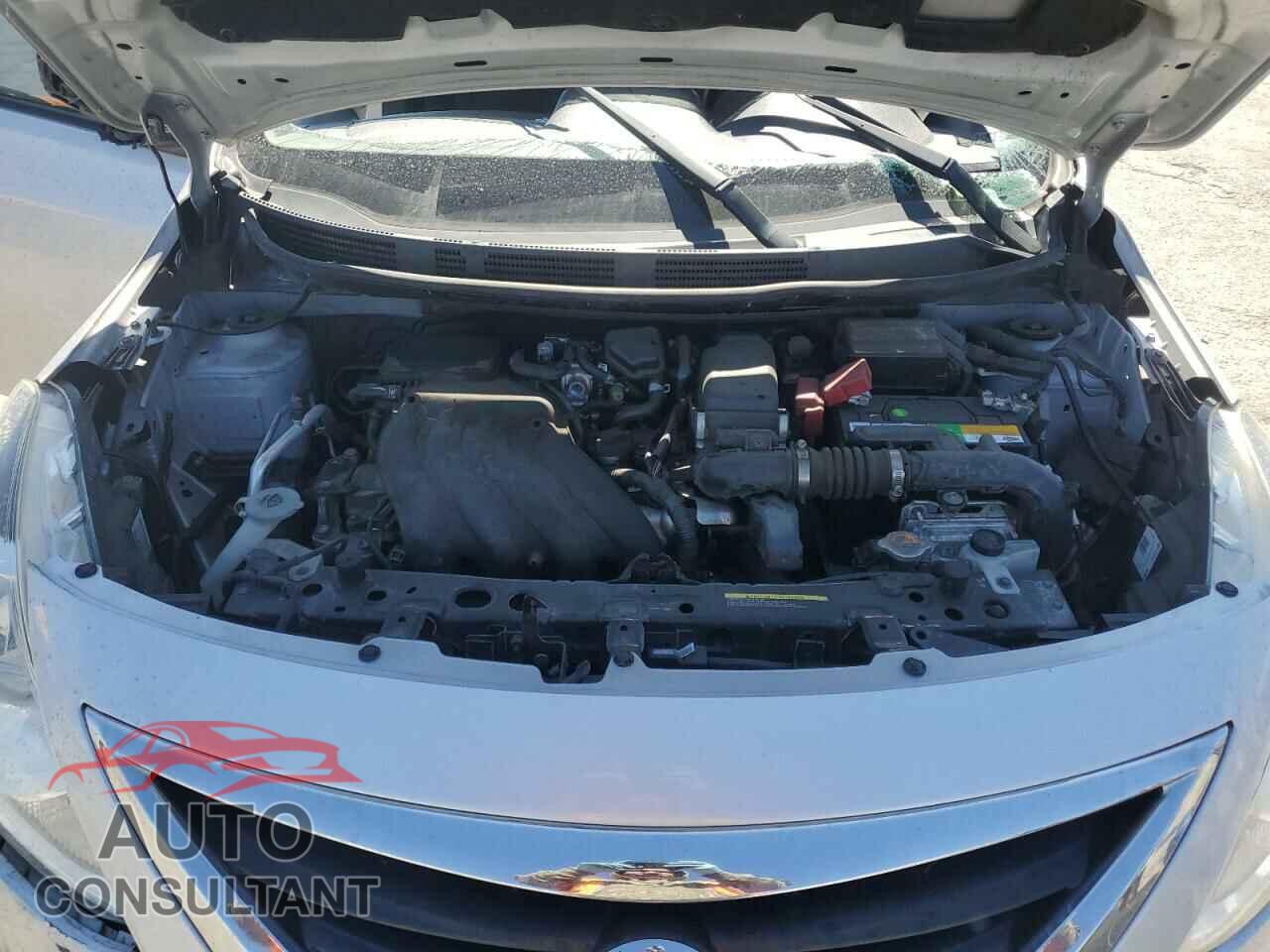 NISSAN VERSA 2019 - 3N1CN7AP7KL873434