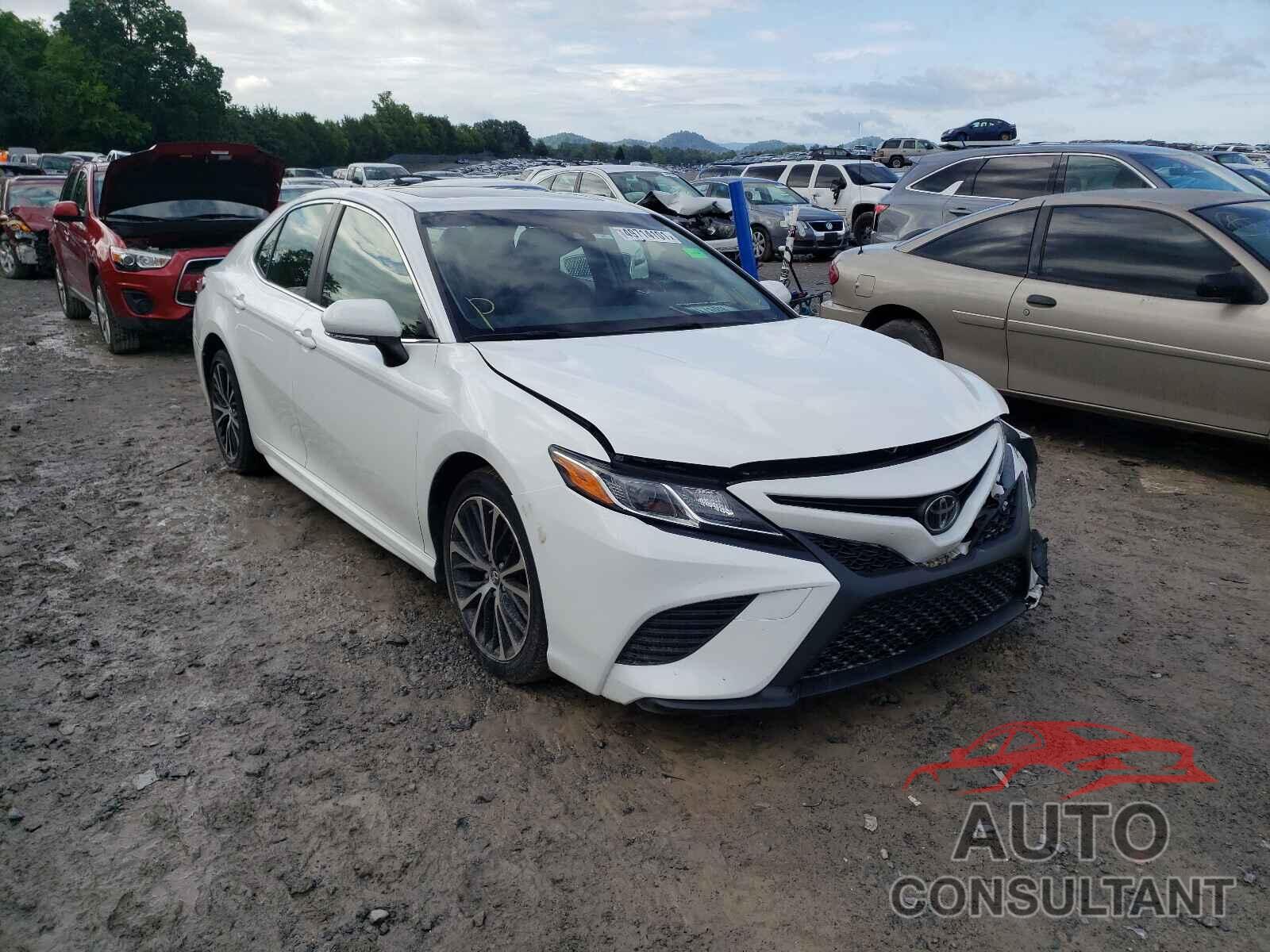 TOYOTA CAMRY 2018 - JTNB11HK2J3000272