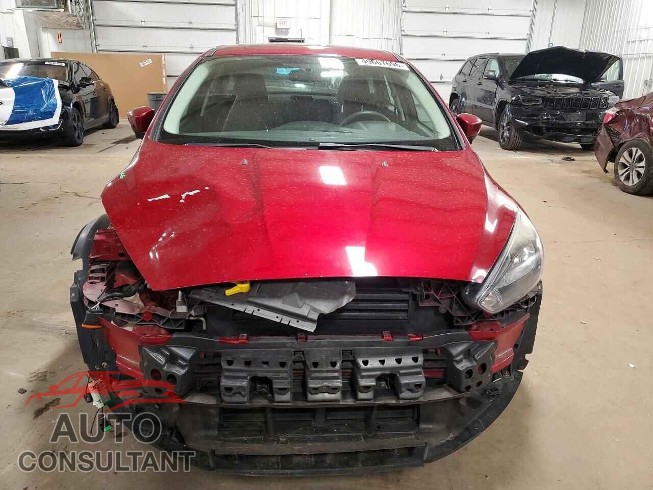 FORD FOCUS 2017 - 1FADP3M21HL230382