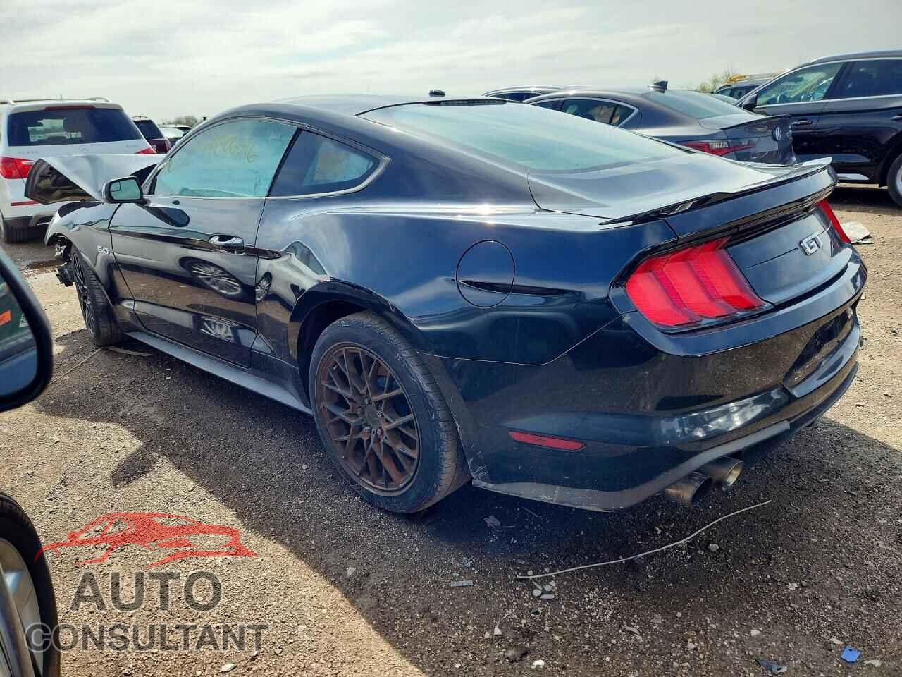 FORD MUSTANG 2018 - 1FA6P8CF4J5183644