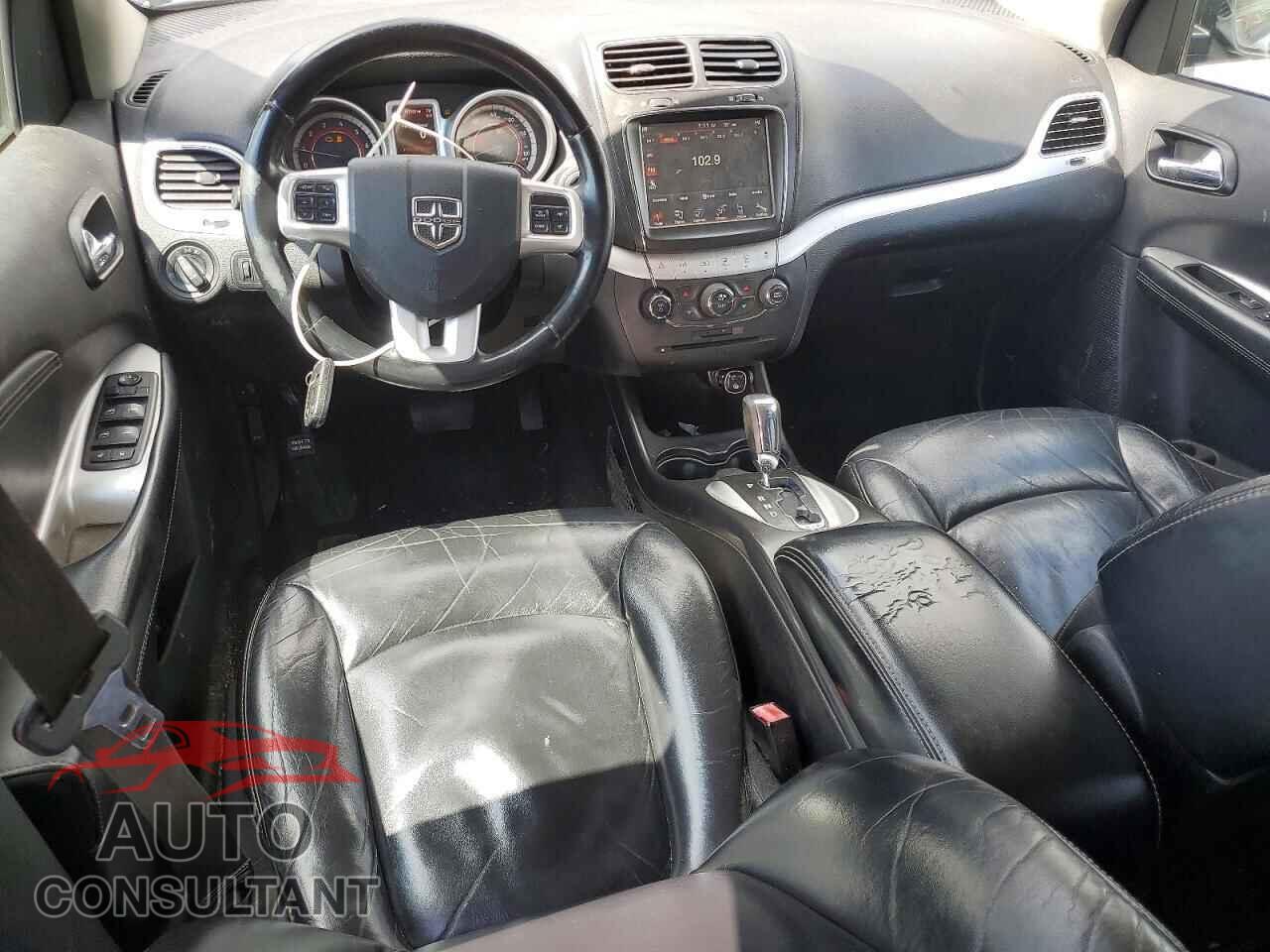 DODGE JOURNEY 2015 - 3C4PDCBG7FT739327