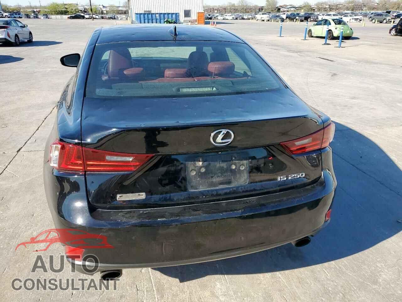 LEXUS IS 2015 - JTHBF1D28F5054861