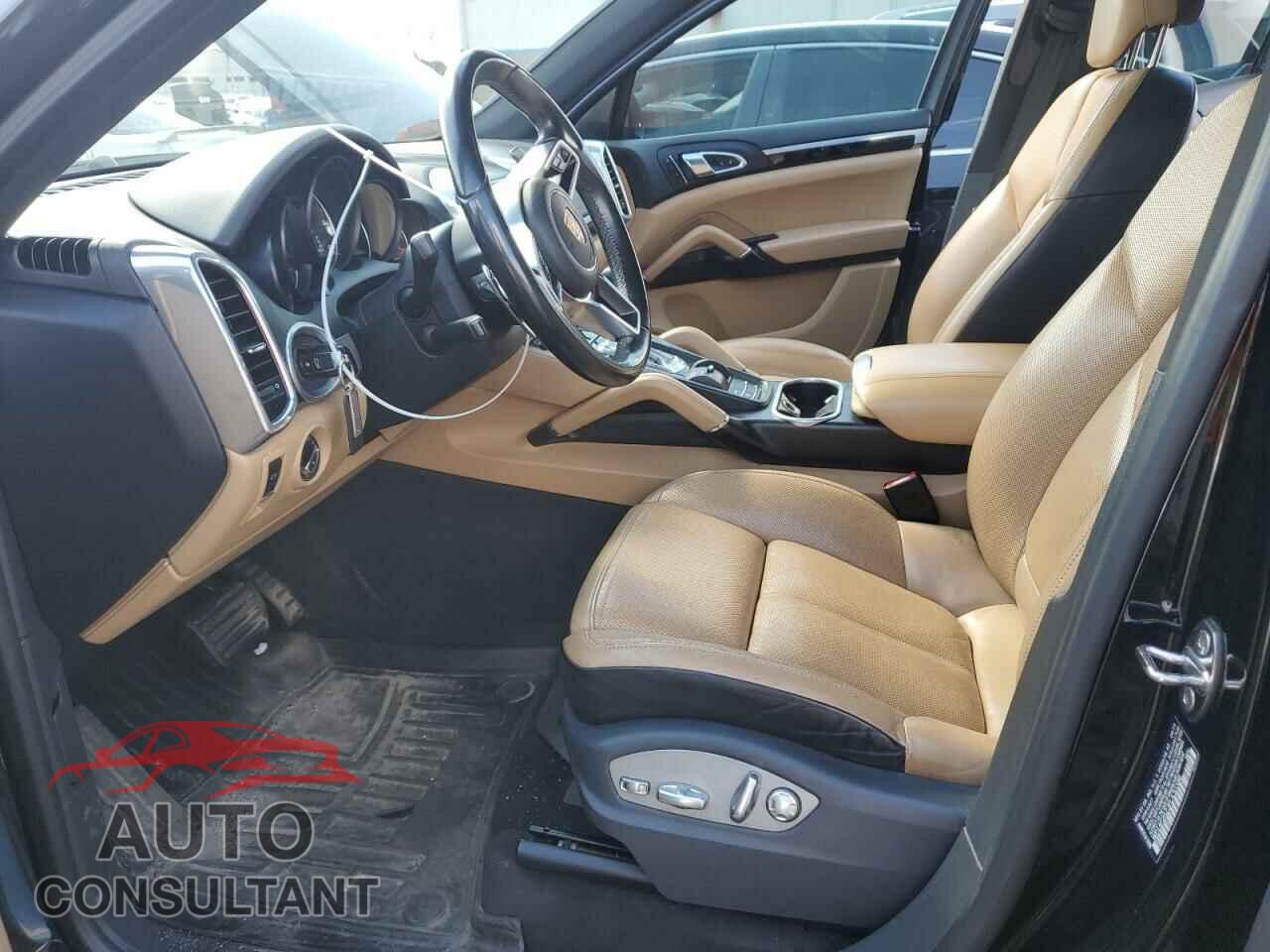 PORSCHE CAYENNE 2015 - WP1AF2A23FLA30386