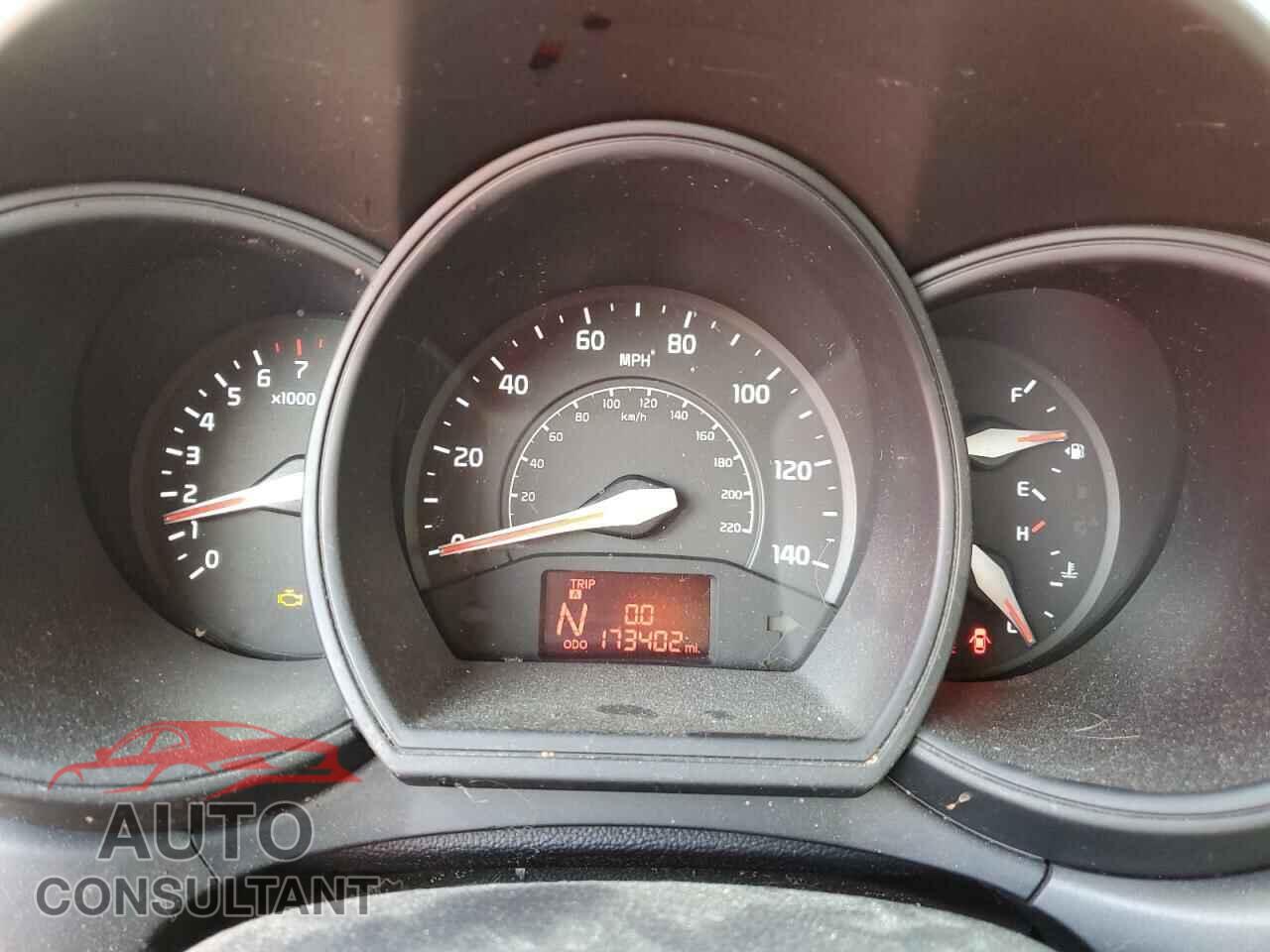 KIA RIO 2014 - KNADN4A38E6413496