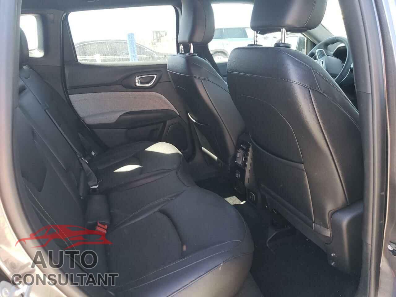 JEEP COMPASS 2023 - 3C4NJDFNXPT571635
