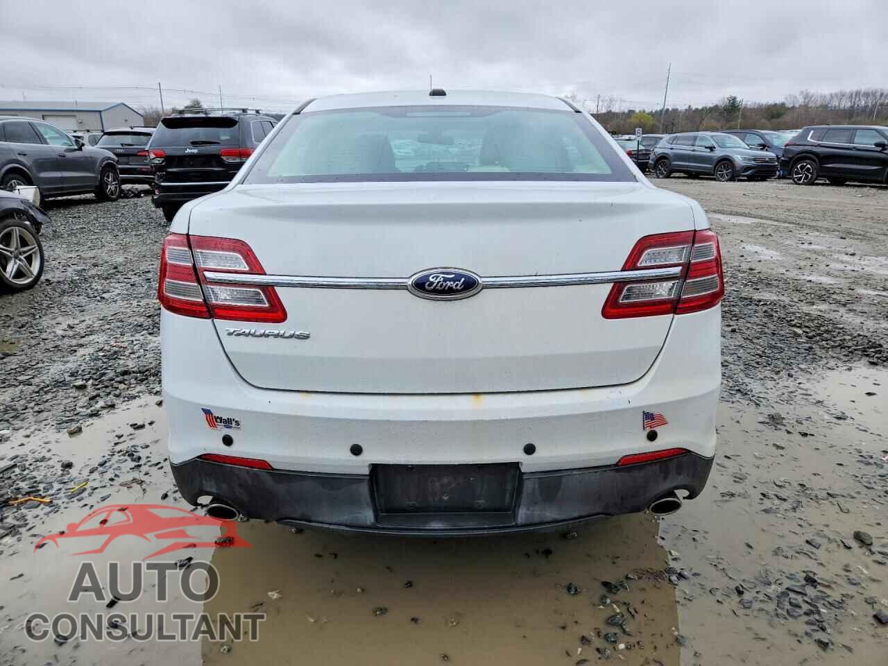 FORD TAURUS 2013 - 1FAHP2D82DG228482