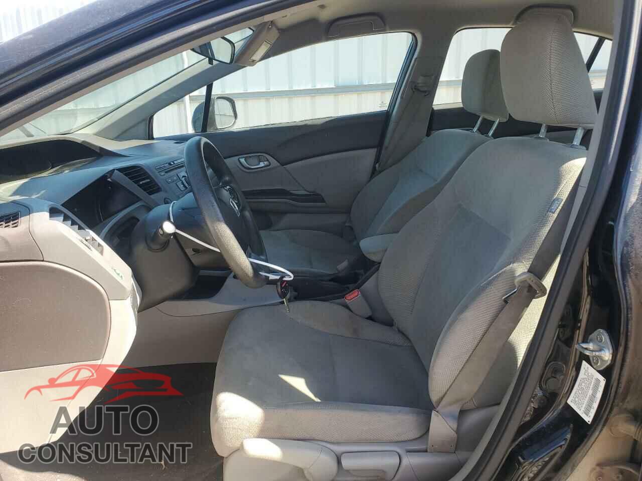 HONDA CIVIC 2012 - 2HGFB2F50CH520297