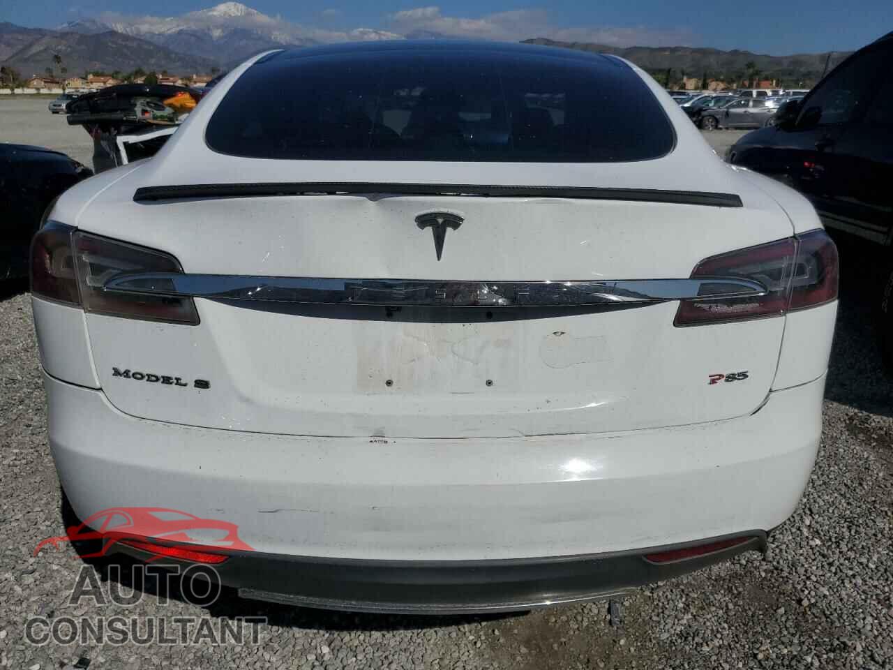 TESLA MODEL S 2013 - 5YJSA1DP9DFP07057