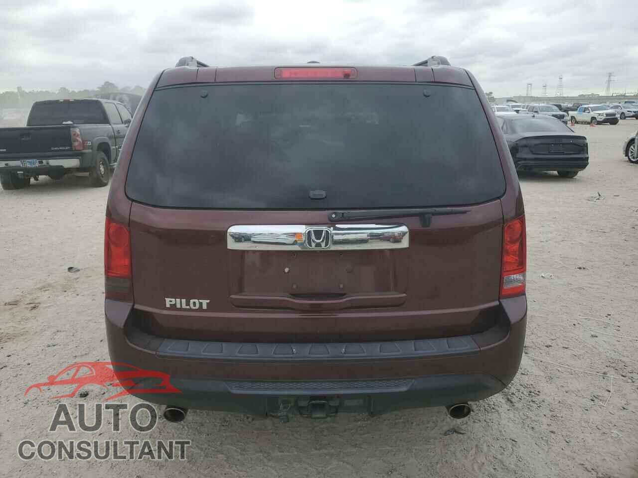 HONDA PILOT 2013 - 5FNYF3H55DB003101