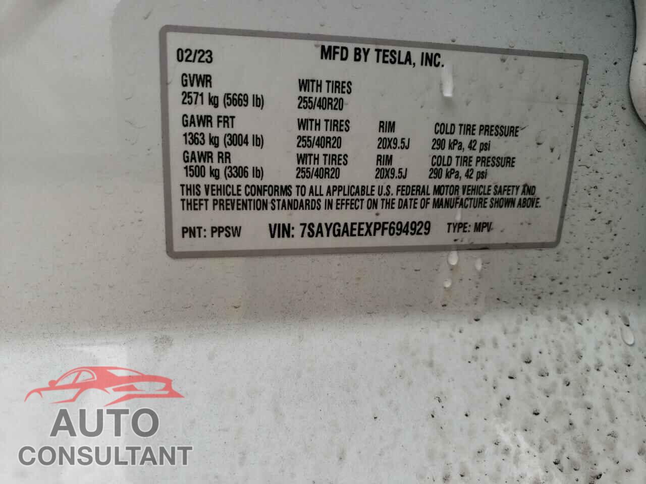 TESLA MODEL Y 2023 - 7SAYGAEEXPF694929