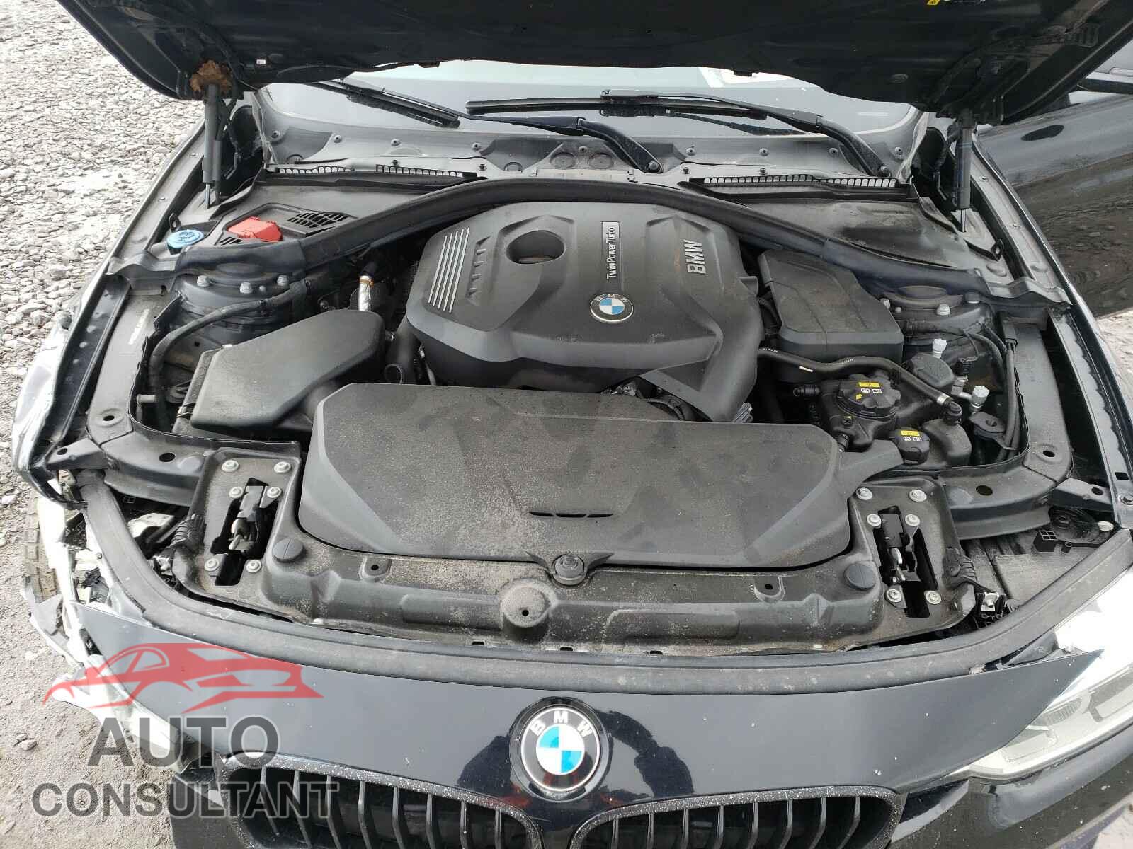 BMW 3 SERIES 2018 - WBA8D9C57JEM32394