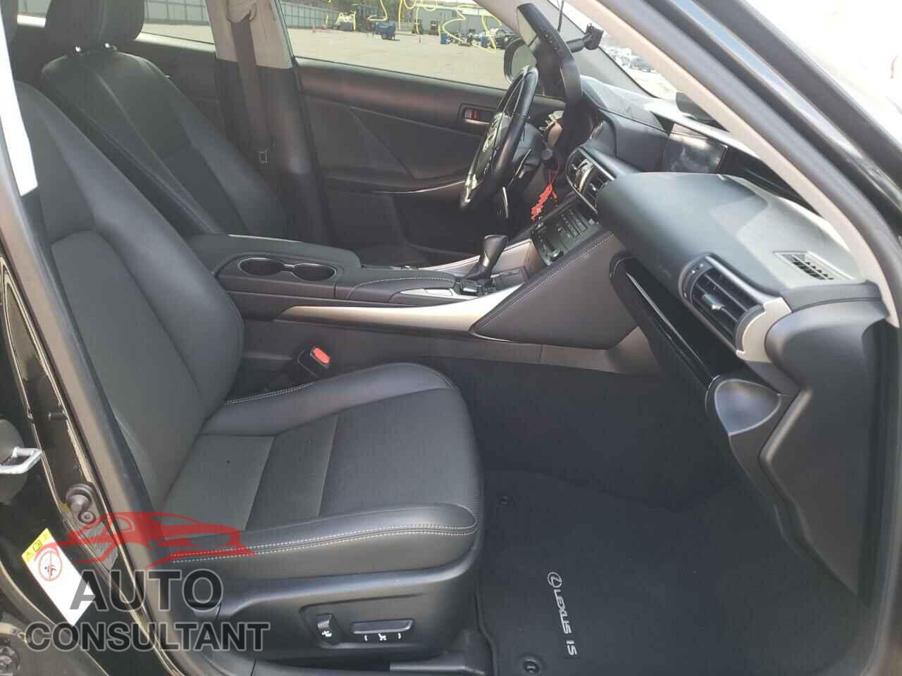 LEXUS IS 2017 - JTHCM1D23H5018153