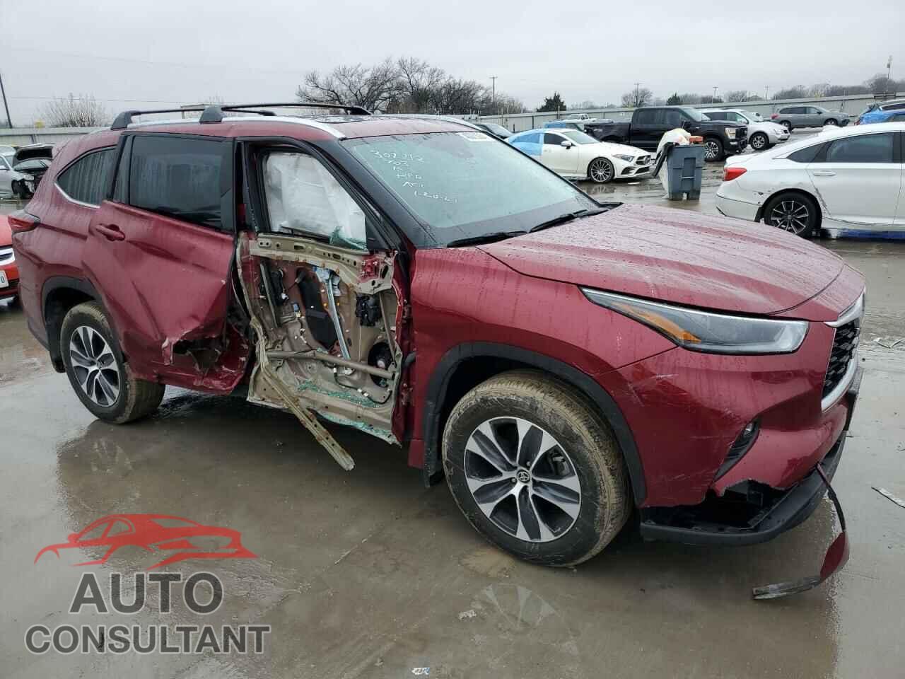 TOYOTA HIGHLANDER 2021 - 5TDGZRAH7MS032511