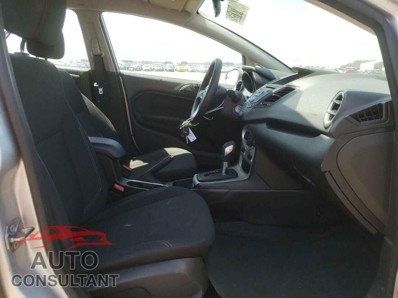 FORD FIESTA 2019 - 3FADP4EJXKM127530
