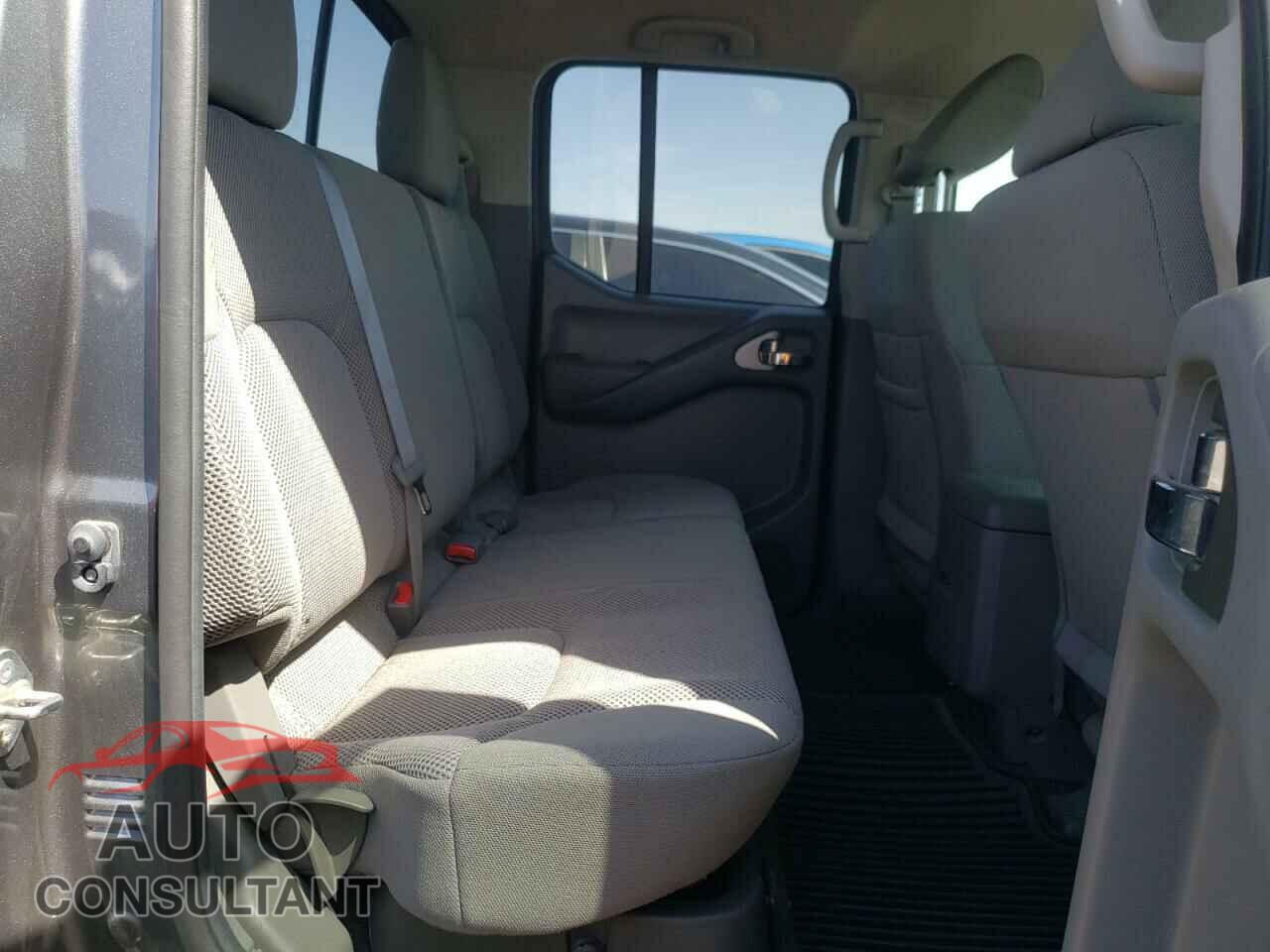 NISSAN FRONTIER 2019 - 1N6AD0ER6KN756550
