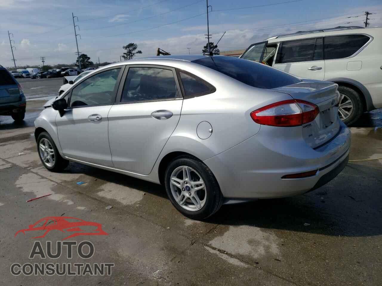 FORD FIESTA 2017 - 3FADP4BJ8HM123585