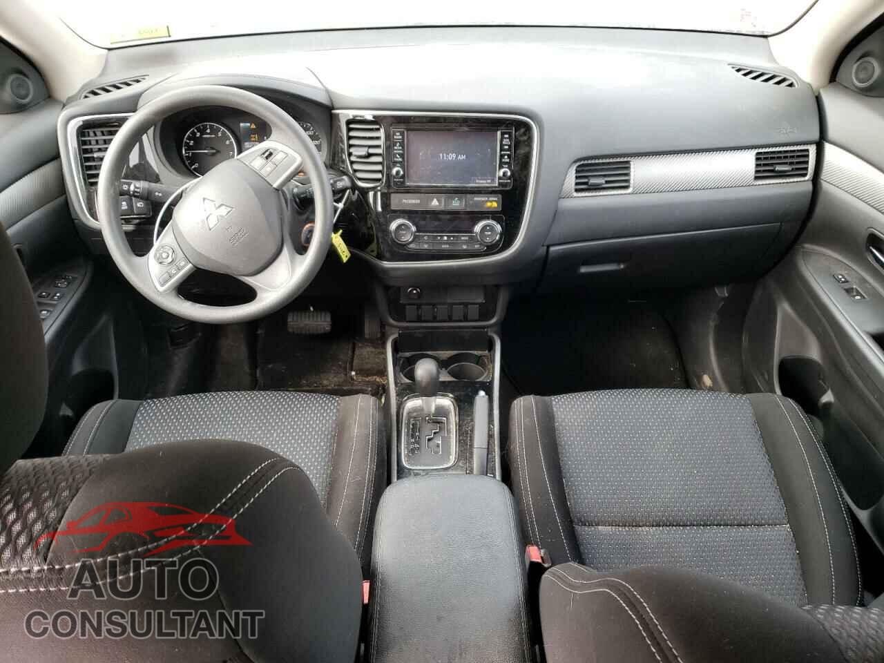 MITSUBISHI OUTLANDER 2018 - JA4AZ2A36JZ007914