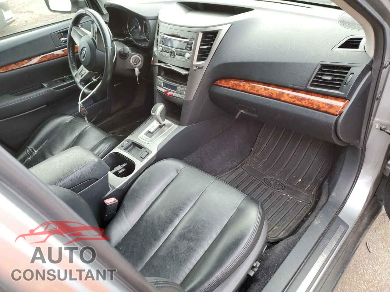 SUBARU OUTBACK 2011 - 4S4BRBKC7B3311021