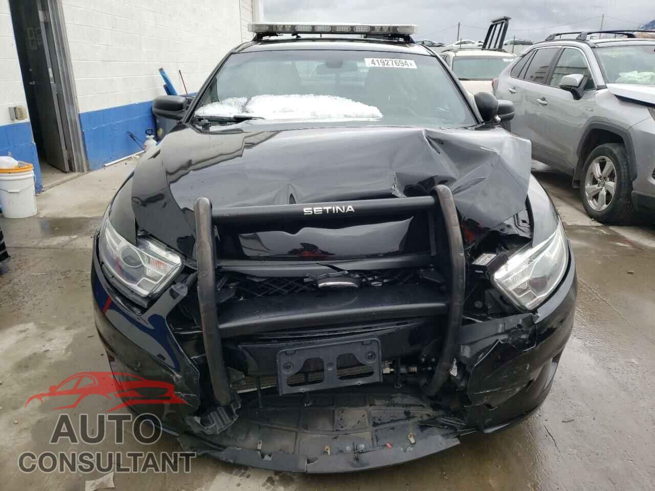 FORD TAURUS 2019 - 1FAHP2MK3KG112135