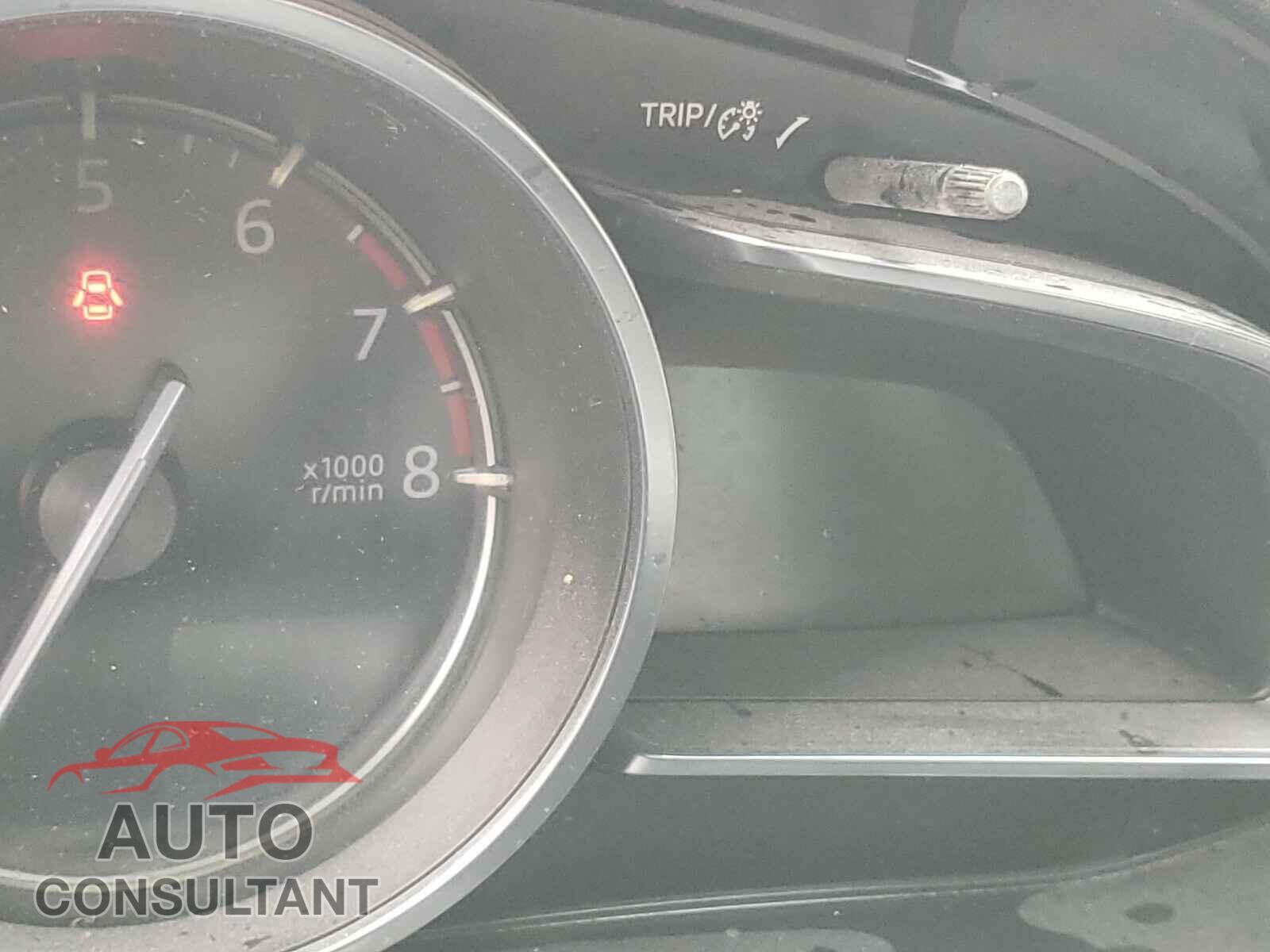 MAZDA 3 2017 - 3MZBN1W37HM134303