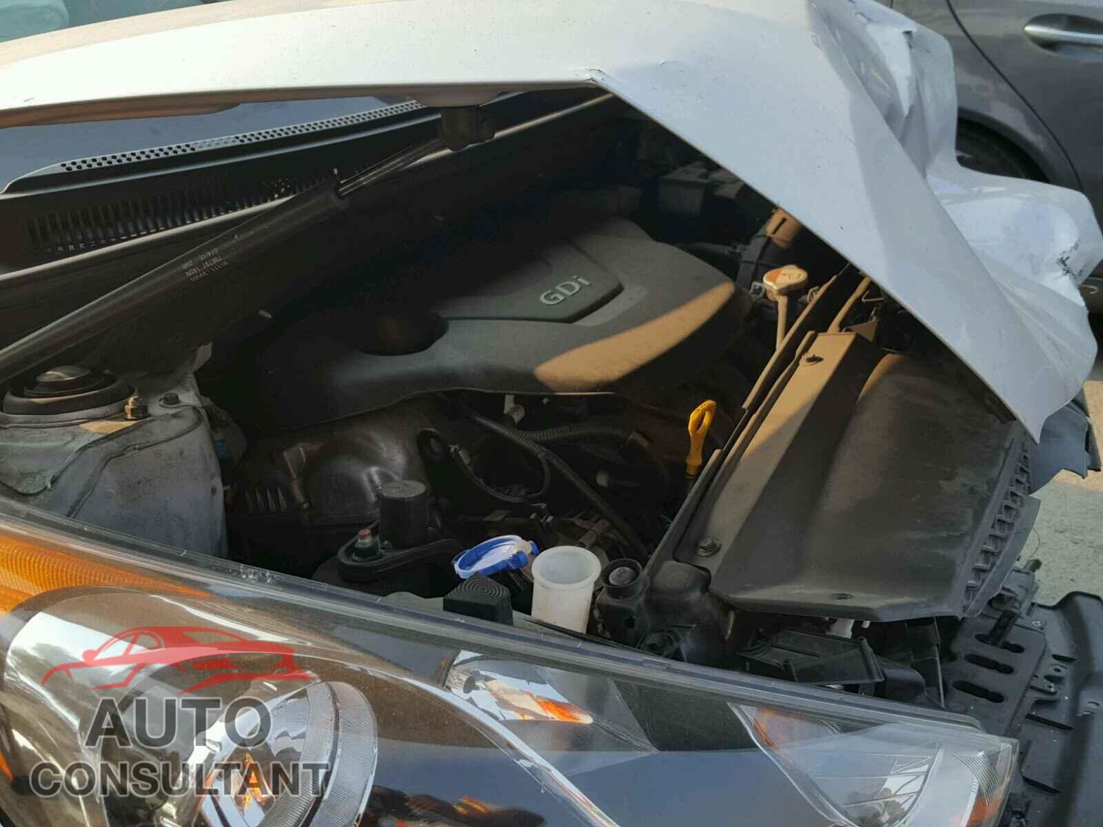 HYUNDAI VELOSTER 2016 - KMHTC6AD0GU251155