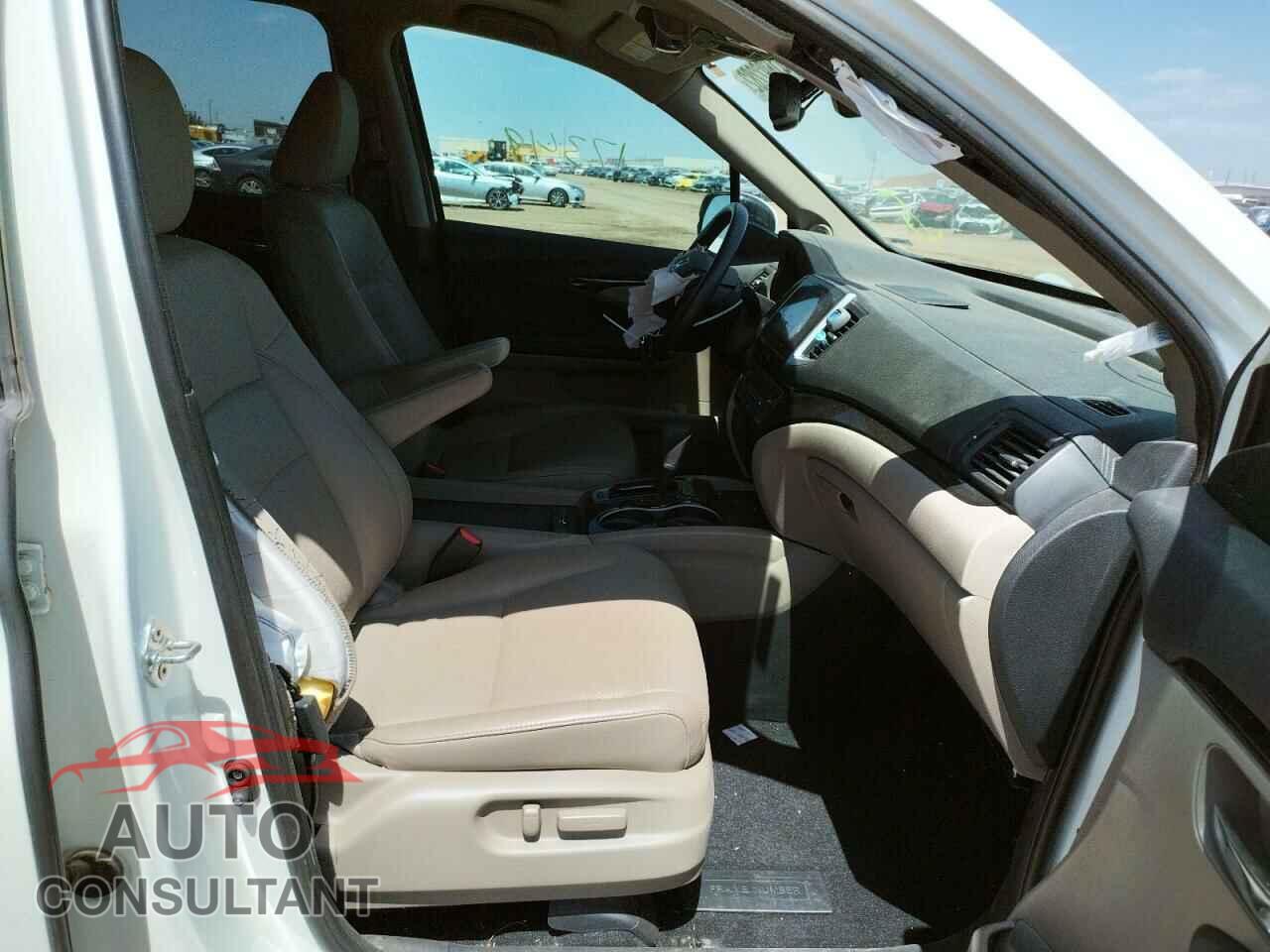 HONDA RIDGELINE 2019 - 5FPYK3F73KB025540