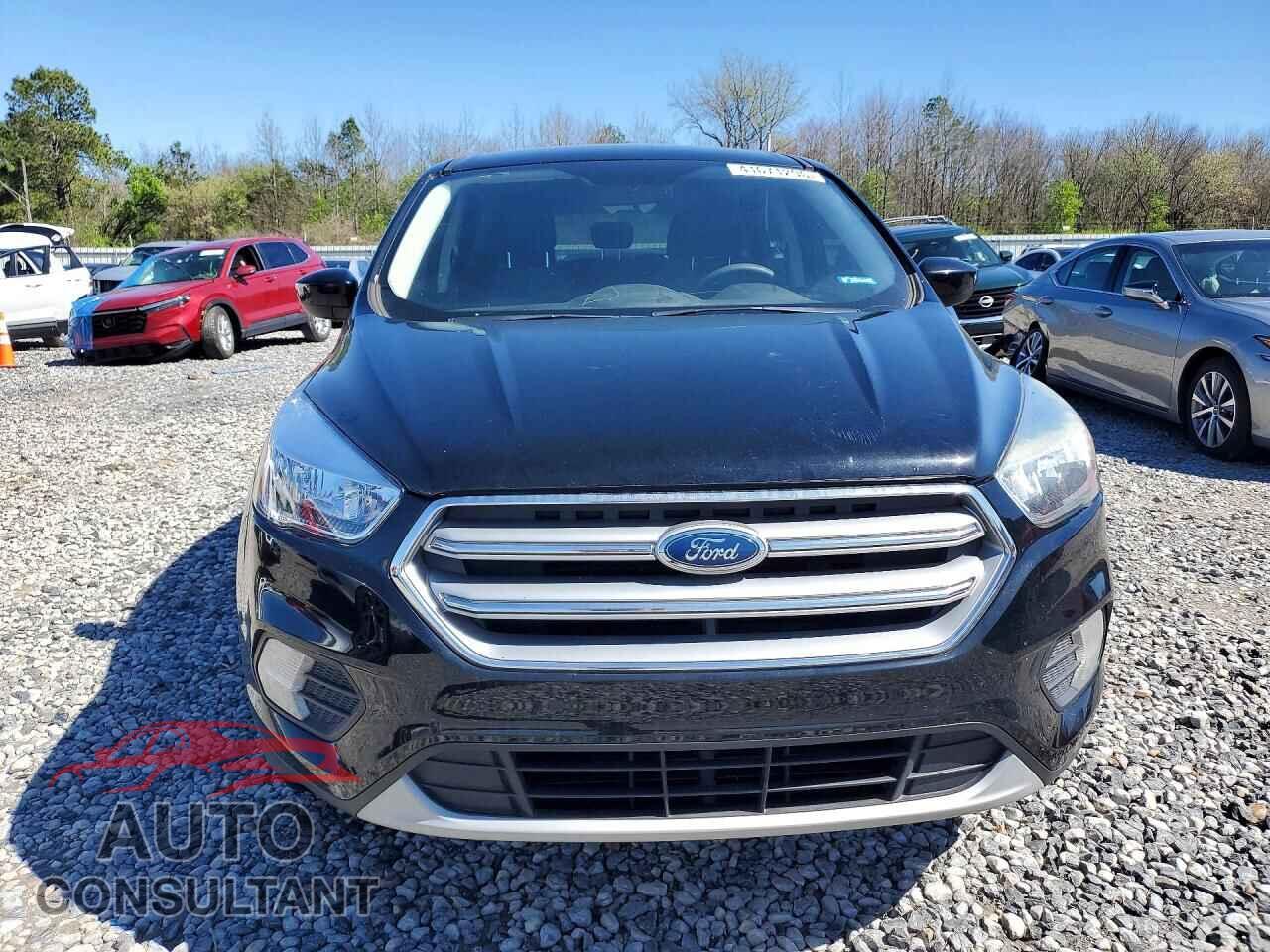FORD ESCAPE 2017 - 1FMCU0GD7HUE69340