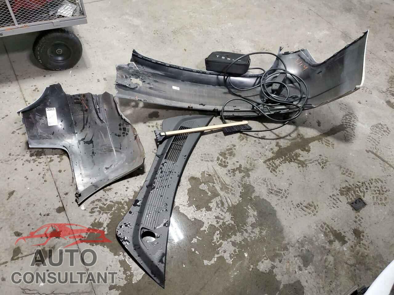TESLA MODEL 3 2023 - 5YJ3E1EA7PF435812