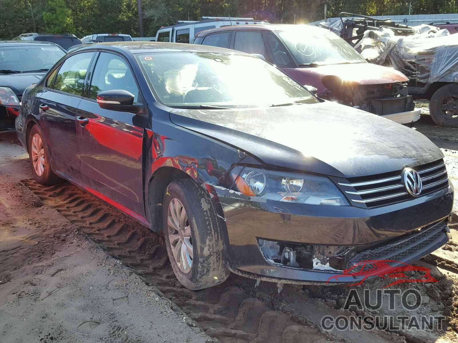 VOLKSWAGEN PASSAT 2015 - 1VWAT7A38FC051652